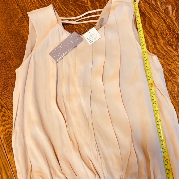 Daniel Rainn sleeveless blouse - Picture 3 of 6